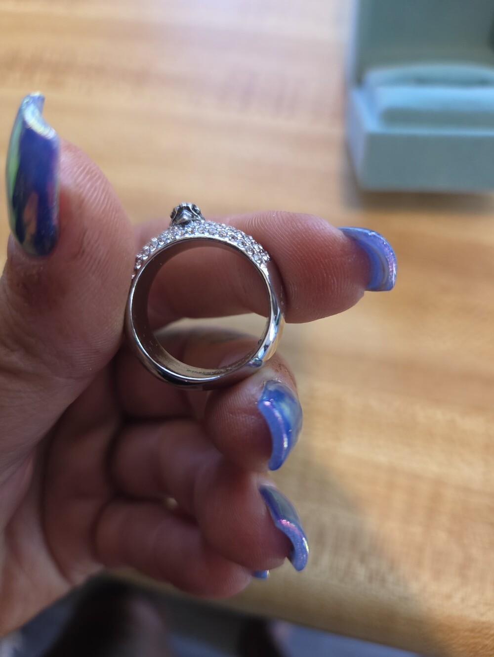 Kurt Geiger NWT STUNNING Silver Statement Ring Size M/L W/Box - Picture 5 of 6
